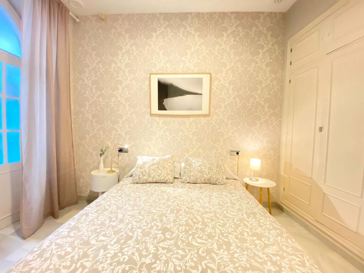 Apartamento Colon 1451 - Pleno Centro Y Wifi Gratis Cádiz Exteriör bild