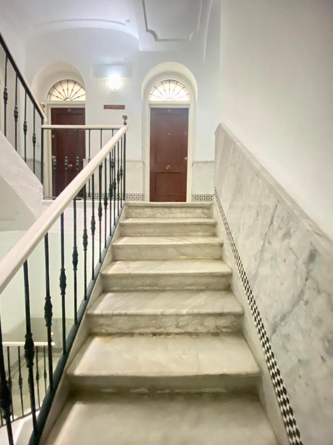 Apartamento Colon 1451 - Pleno Centro Y Wifi Gratis Cádiz Exteriör bild